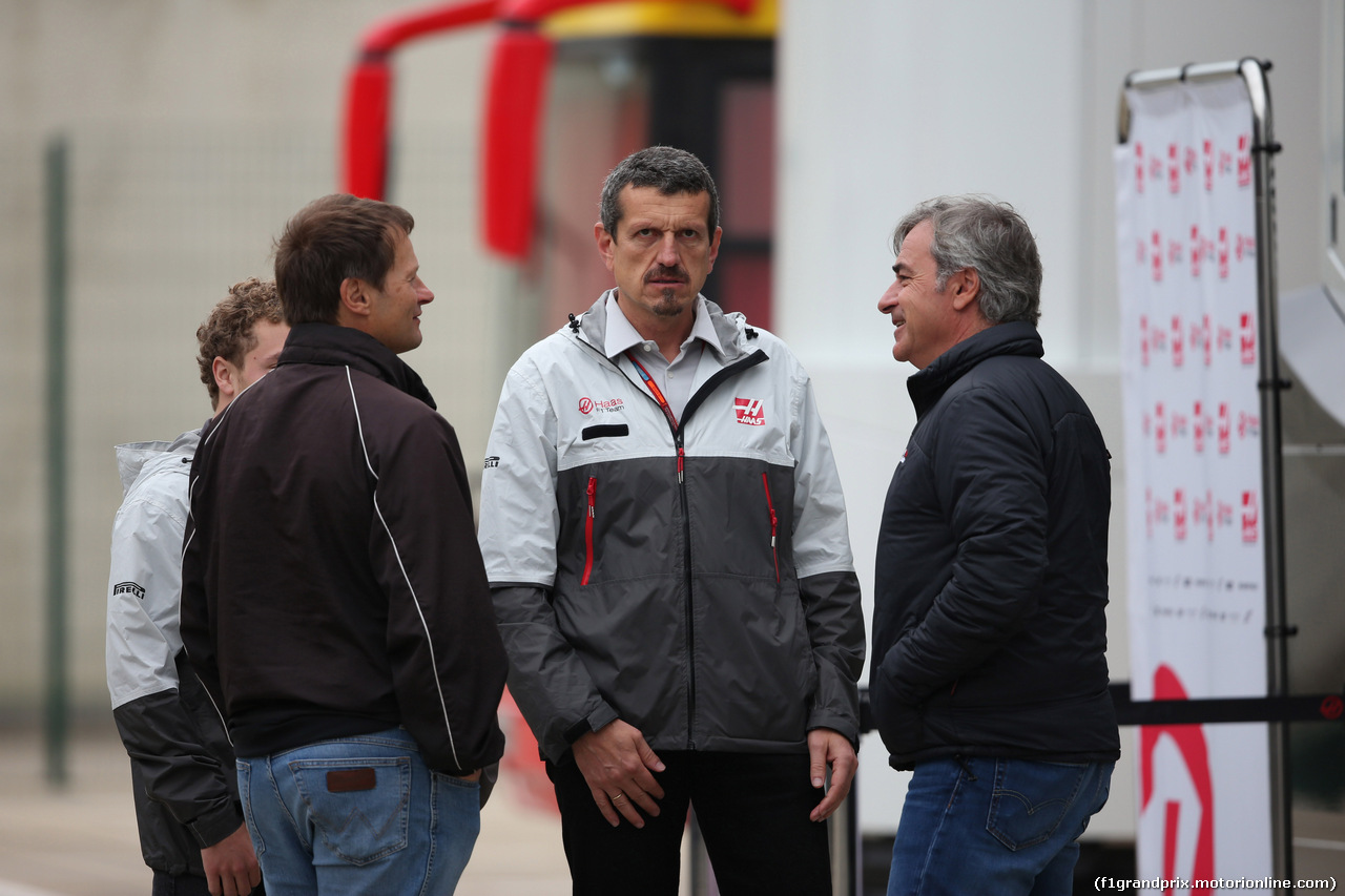 GP GRAN BRETAGNA, 08.07.2016 - Prove Libere 1, (L-R) Guenther Steiner (ITA) Haas F1 Team Prinicipal e Carlos Sainz (ESP) WRC Champion former