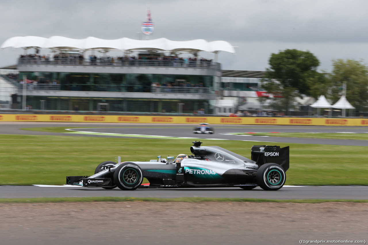 GP GRAN BRETAGNA, 08.07.2016 - Prove Libere 1, Lewis Hamilton (GBR) Mercedes AMG F1 W07 Hybrid