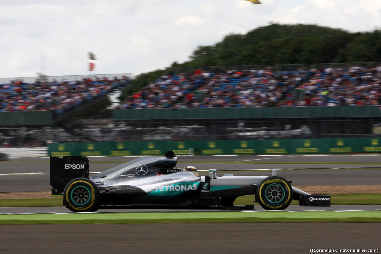 GP GRAN BRETAGNA, 08.07.2016 - Prove Libere 2, Lewis Hamilton (GBR) Mercedes AMG F1 W07 Hybrid