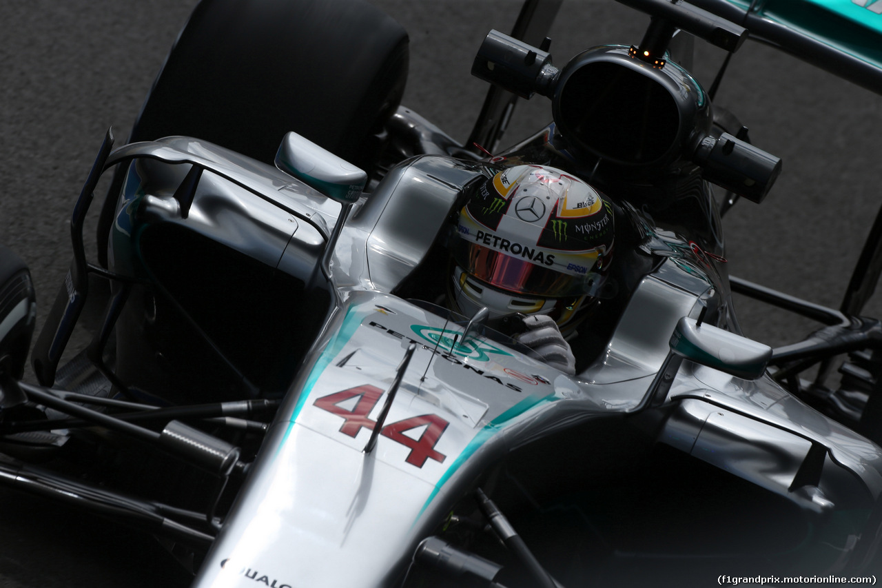 GP GRAN BRETAGNA, 08.07.2016 - Prove Libere 2, Lewis Hamilton (GBR) Mercedes AMG F1 W07 Hybrid