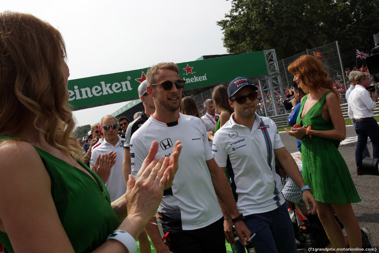 GP ITALIA, 04.09.2016 - Jenson Button (GBR)  McLaren Honda MP4-31 e Felipe Massa (BRA) Williams FW38 at drivers parade