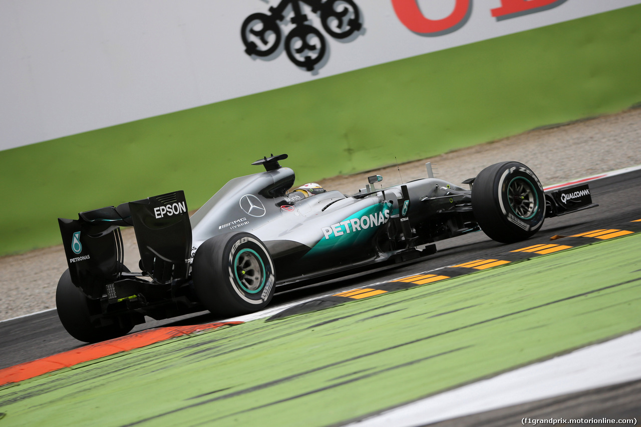 GP ITALIA, 04.09.2016 - Gara, Lewis Hamilton (GBR) Mercedes AMG F1 W07 Hybrid