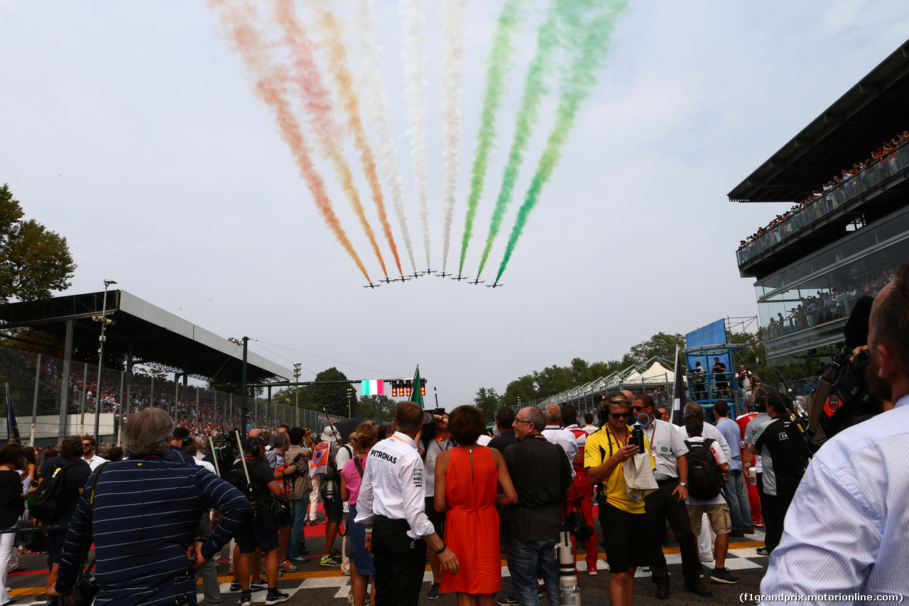 GP ITALIA, 04.09.2016 - Gara, Air display