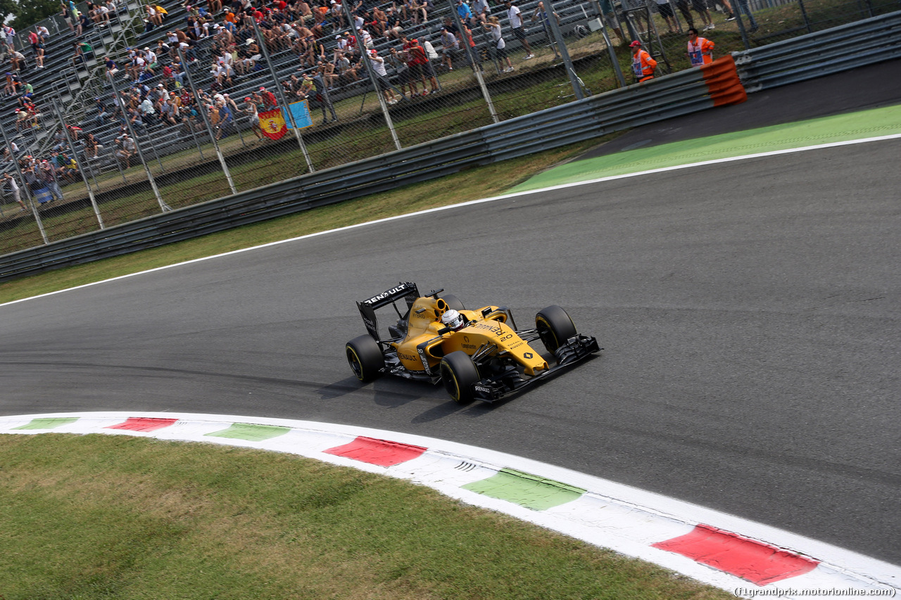 GP ITALIA, 03.09.2016 - Prove Libere 3, Kevin Magnussen (DEN) Renault Sport F1 Team RS16