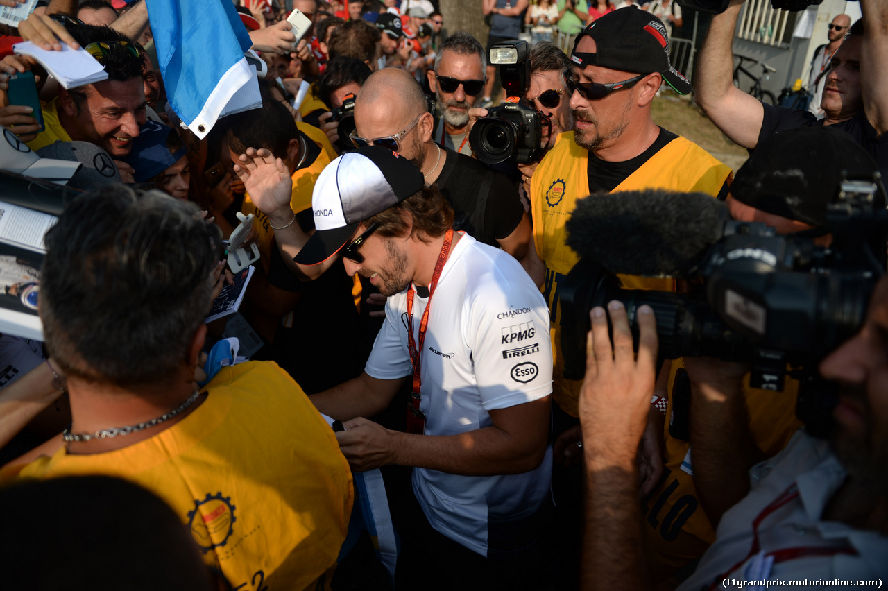 GP ITALIA, 03.09.2016 - Prove Libere 3, Fernando Alonso (ESP) McLaren Honda MP4-31