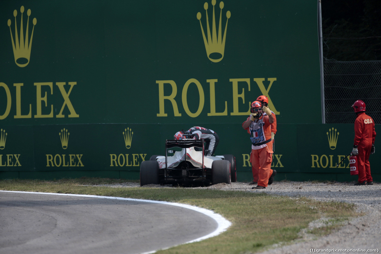 GP ITALIA, 03.09.2016 - Prove Libere 3, Crash, Romain Grosjean (FRA) Haas F1 Team VF-16
