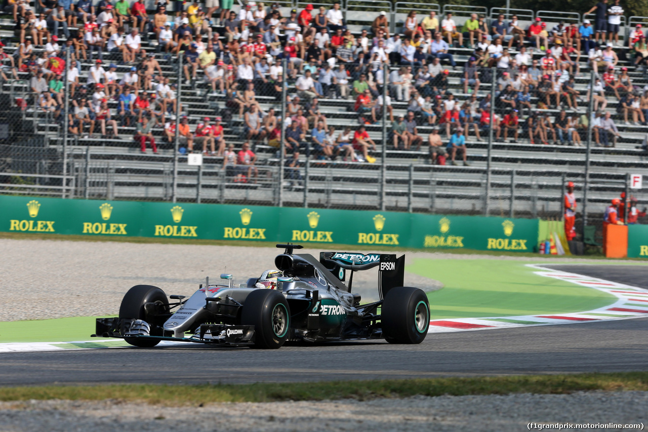 GP ITALIA, 02.09.2016 - Prove Libere 1, Lewis Hamilton (GBR) Mercedes AMG F1 W07 Hybrid