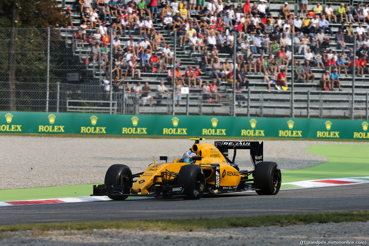 GP ITALIA, 02.09.2016 - Prove Libere 1, Jolyon Palmer (GBR) Renault Sport F1 Team RS16