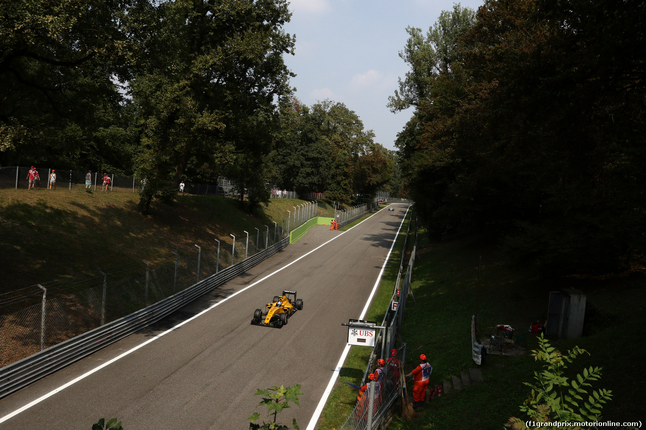 GP ITALIA, 02.09.2016 - Prove Libere 2, Jolyon Palmer (GBR) Renault Sport F1 Team RS16
