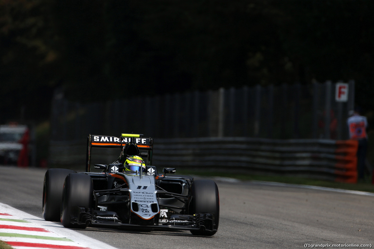 GP ITALIA, 02.09.2016 - Sergio Perez (MEX) Sahara Force India F1 VJM09