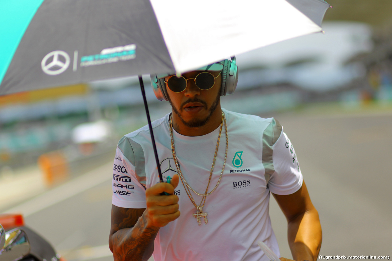 GP MALESIA, 02.10.2016 - Lewis Hamilton (GBR) Mercedes AMG F1 W07 Hybrid
