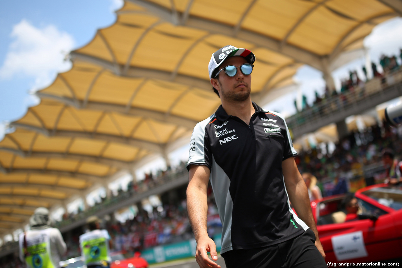 GP MALESIA, 02.10.2016 - Sergio Perez (MEX) Sahara Force India F1 VJM09