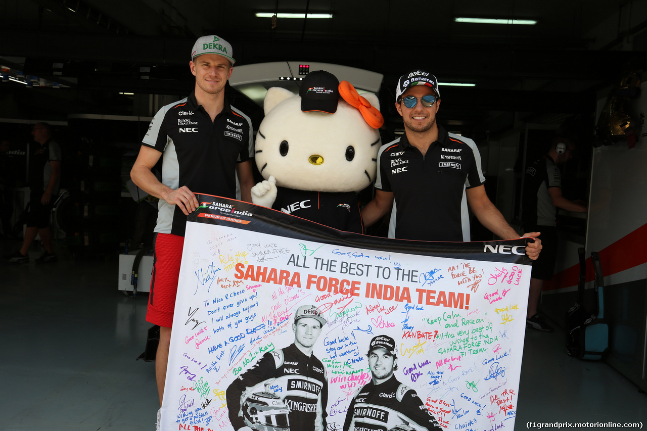 GP MALESIA, 02.10.2016 - Nico Hulkenberg (GER) Sahara Force India F1 VJM09 e Sergio Perez (MEX) Sahara Force India F1 VJM09