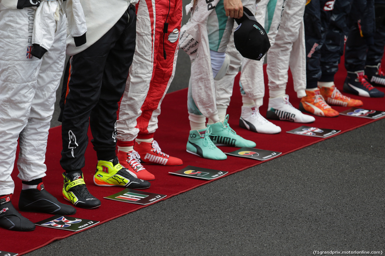 GP MALESIA, 02.10.2016 - Gara, The drives observe the national anthem