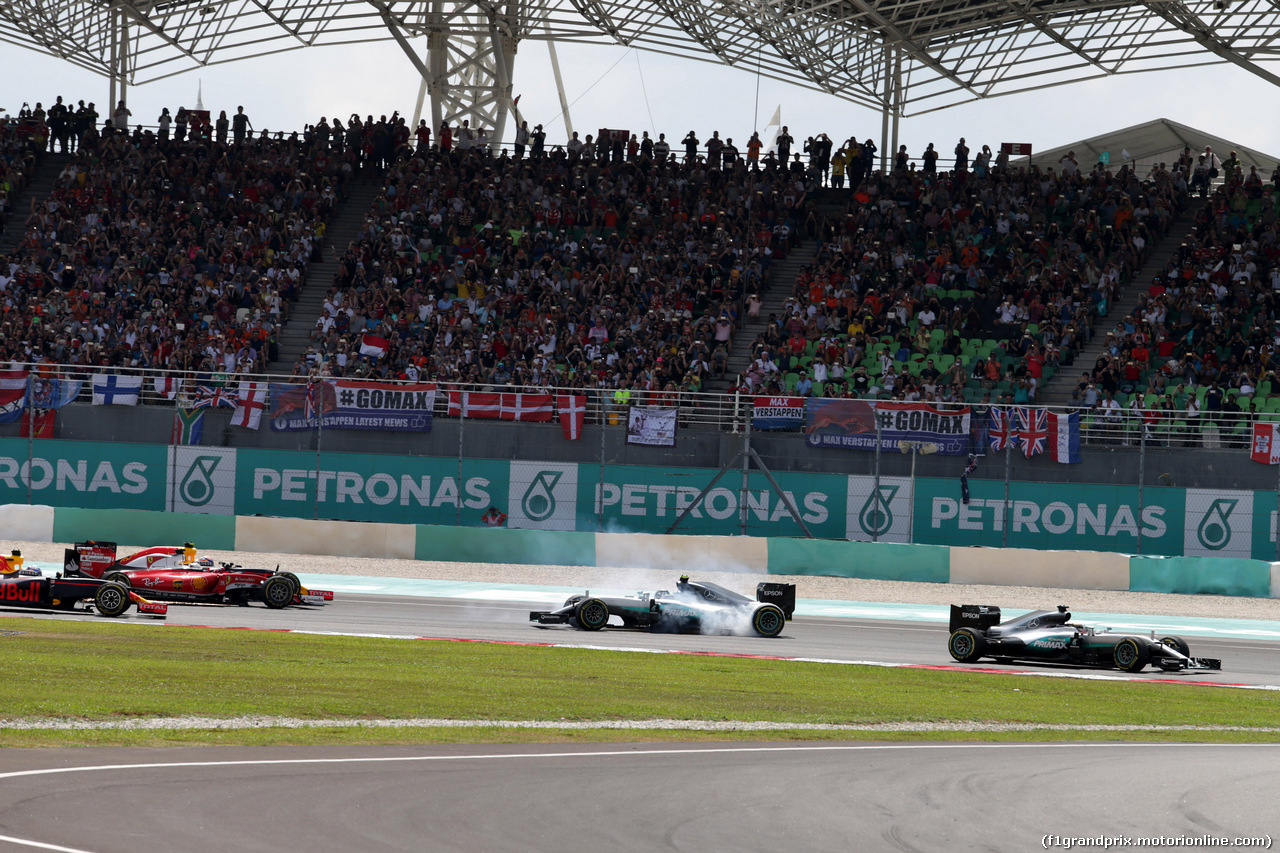 GP MALESIA, 02.10.2016 - Gara, Nico Rosberg (GER) Mercedes AMG F1 W07 Hybrid spins