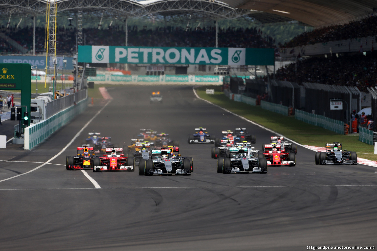 GP MALESIA, 02.10.2016 - Gara, Start of the race