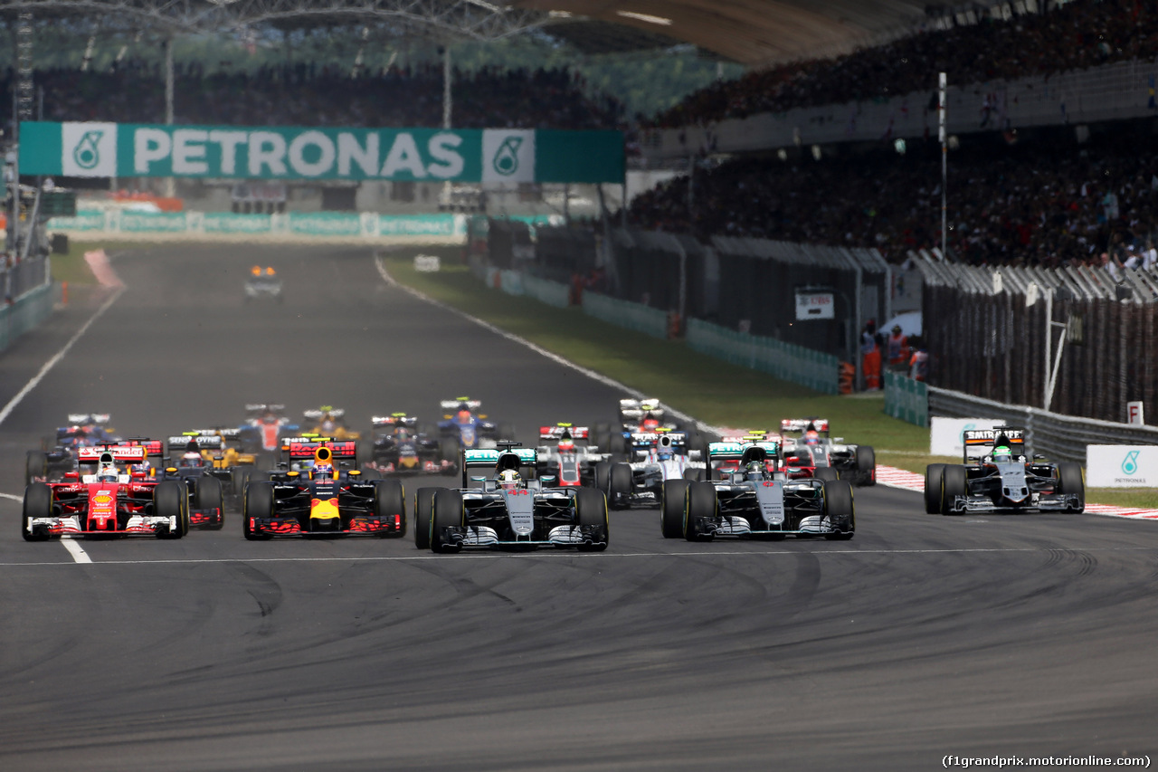 GP MALESIA, 02.10.2016 - Gara, Start of the race
