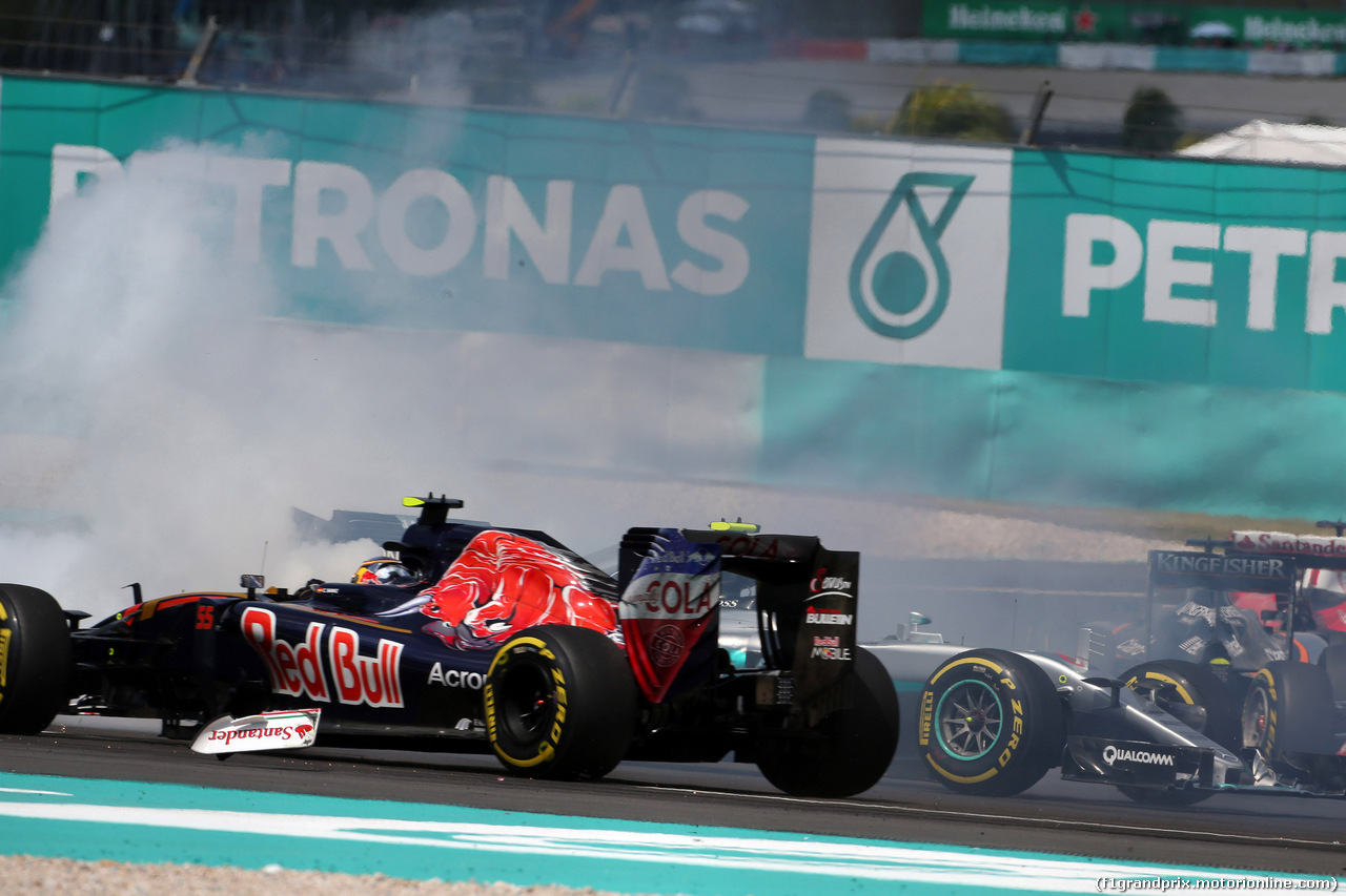 GP MALESIA, 02.10.2016 - Gara, Nico Rosberg (GER) Mercedes AMG F1 W07 Hybrid spins