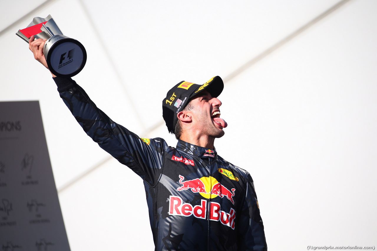 GP MALESIA, 02.10.2016 - Gara, Daniel Ricciardo (AUS) Red Bull Racing RB12vincitore