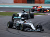 GP MALESIA, 02.10.2016 - Gara, Lewis Hamilton (GBR) Mercedes AMG F1 W07 Hybrid davanti a Nico Rosberg (GER) Mercedes AMG F1 W07 Hybrid
