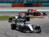 GP MALESIA, 02.10.2016 - Gara, Lewis Hamilton (GBR) Mercedes AMG F1 W07 Hybrid davanti a Daniel Ricciardo (AUS) Red Bull Racing RB12