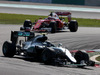 GP MALESIA, 02.10.2016 - Gara, Nico Rosberg (GER) Mercedes AMG F1 W07 Hybrid davanti a Kimi Raikkonen (FIN) Ferrari SF16-H