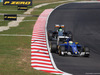 MALAYSIA GP, 02.10.2016 – Rennen, Marcus Ericsson (SUE) Sauber C34 vor Nico Hülkenberg (GER) Sahara Force India F1 VJM09