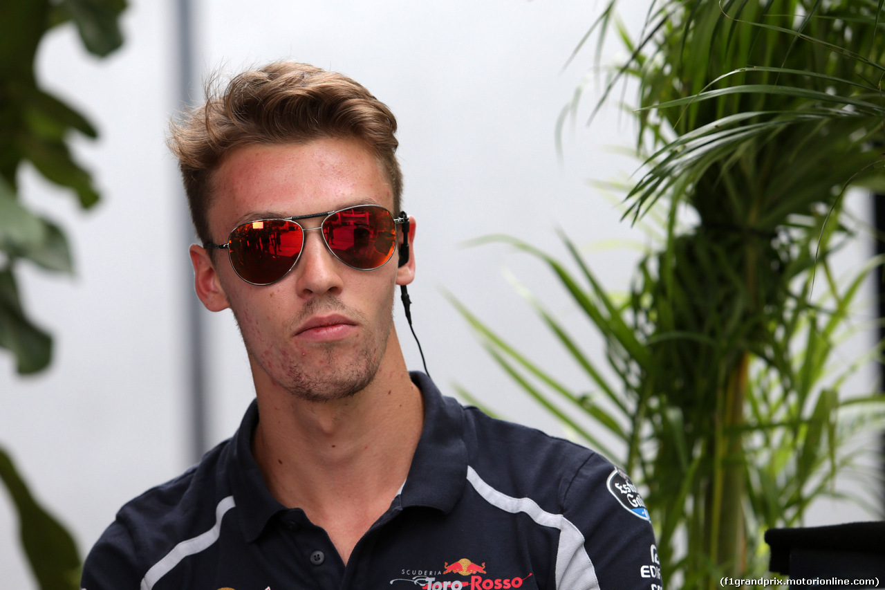 GP MALESIA, 29.09.2016 - Daniil Kvyat (RUS) Scuderia Toro Rosso STR11