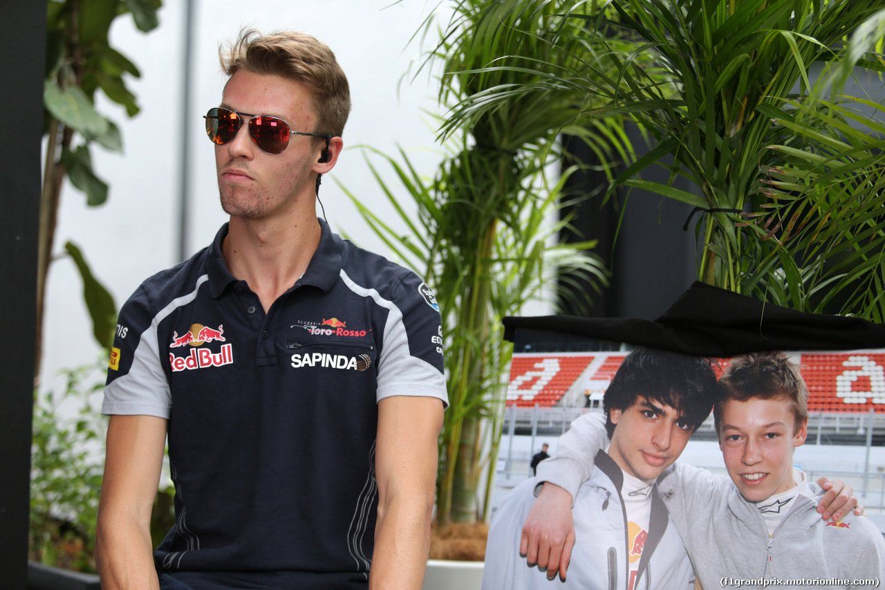 GP MALESIA, 29.09.2016 - Daniil Kvyat (RUS) Scuderia Toro Rosso STR11