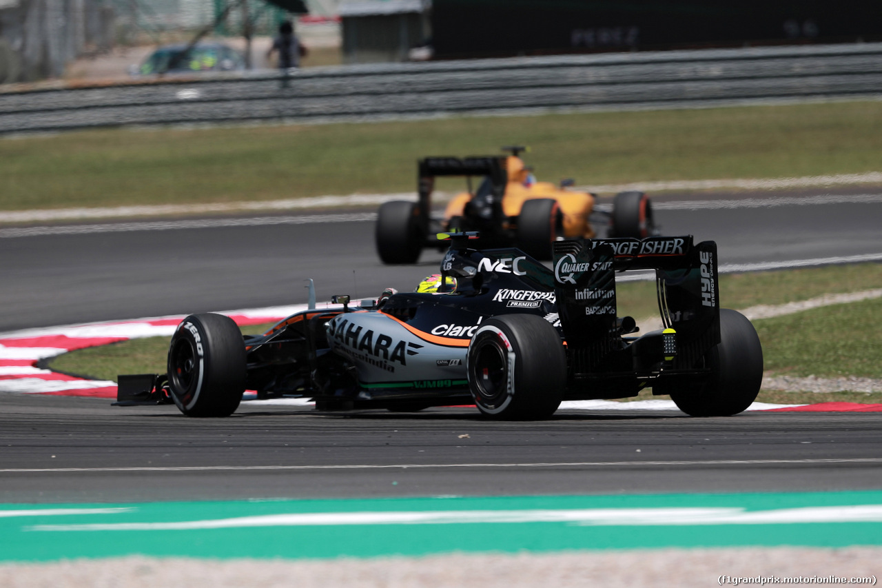 GP MALESIA, 30.09.2016 - Prove Libere 2, Sergio Perez (MEX) Sahara Force India F1 VJM09
