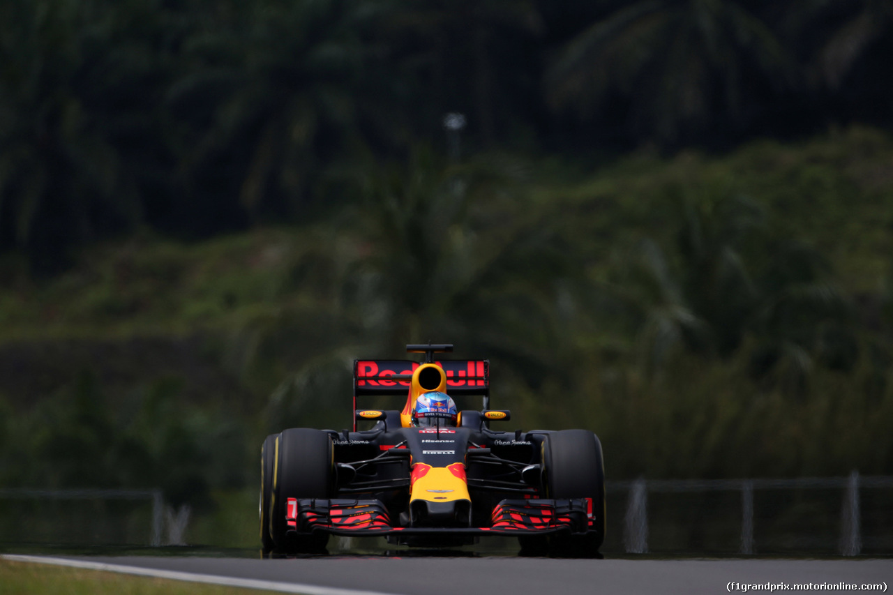 GP MALESIA, 01.10.2016 - Prove Libere 3, Daniel Ricciardo (AUS) Red Bull Racing RB12
