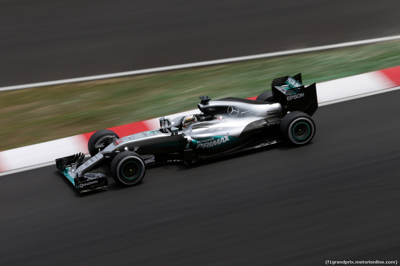 GP MALESIA, 01.10.2016 - Prove Libere 3, Lewis Hamilton (GBR) Mercedes AMG F1 W07 Hybrid