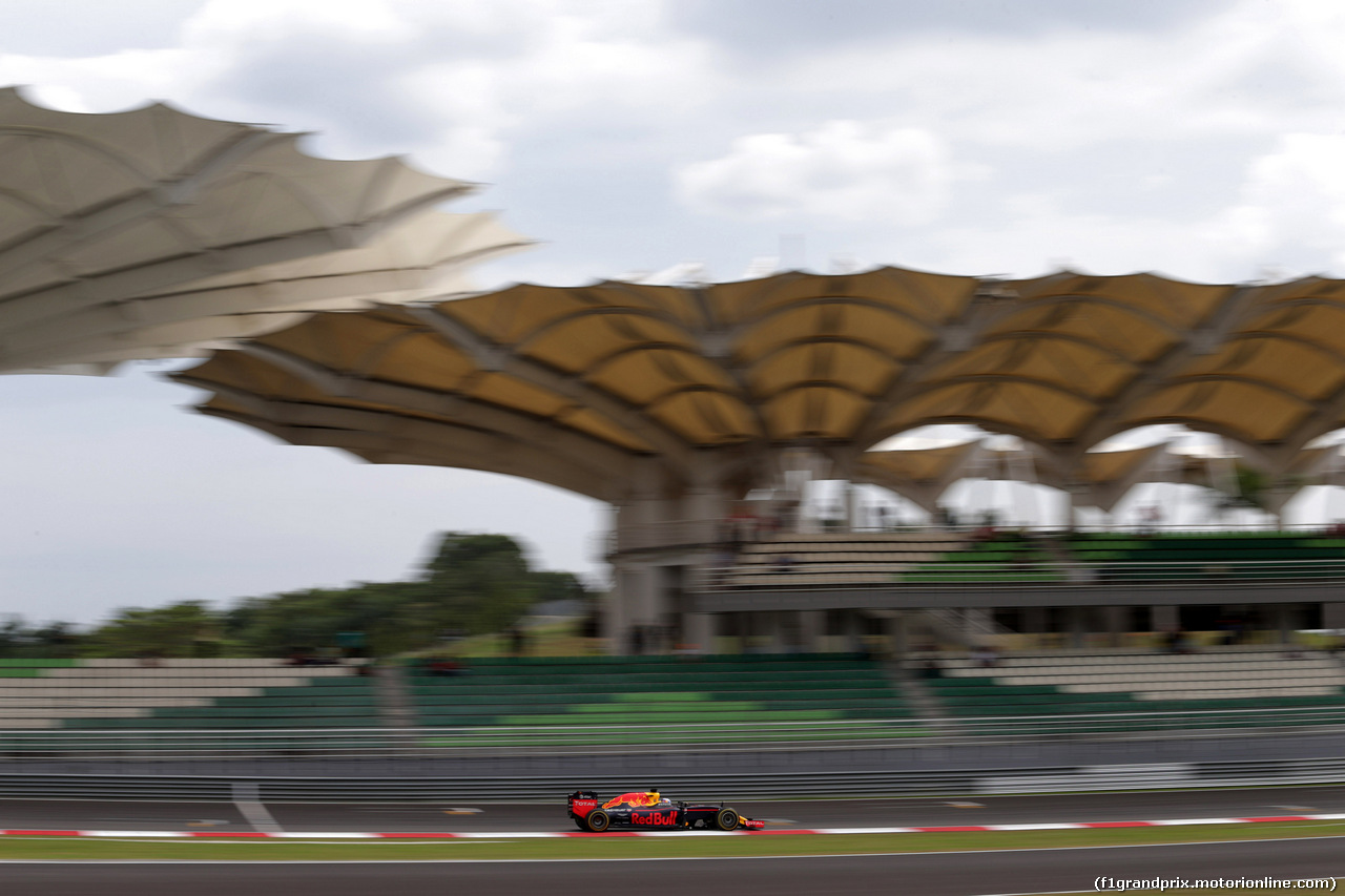 GP MALESIA, 01.10.2016 - Prove Libere 3, Daniel Ricciardo (AUS) Red Bull Racing RB12
