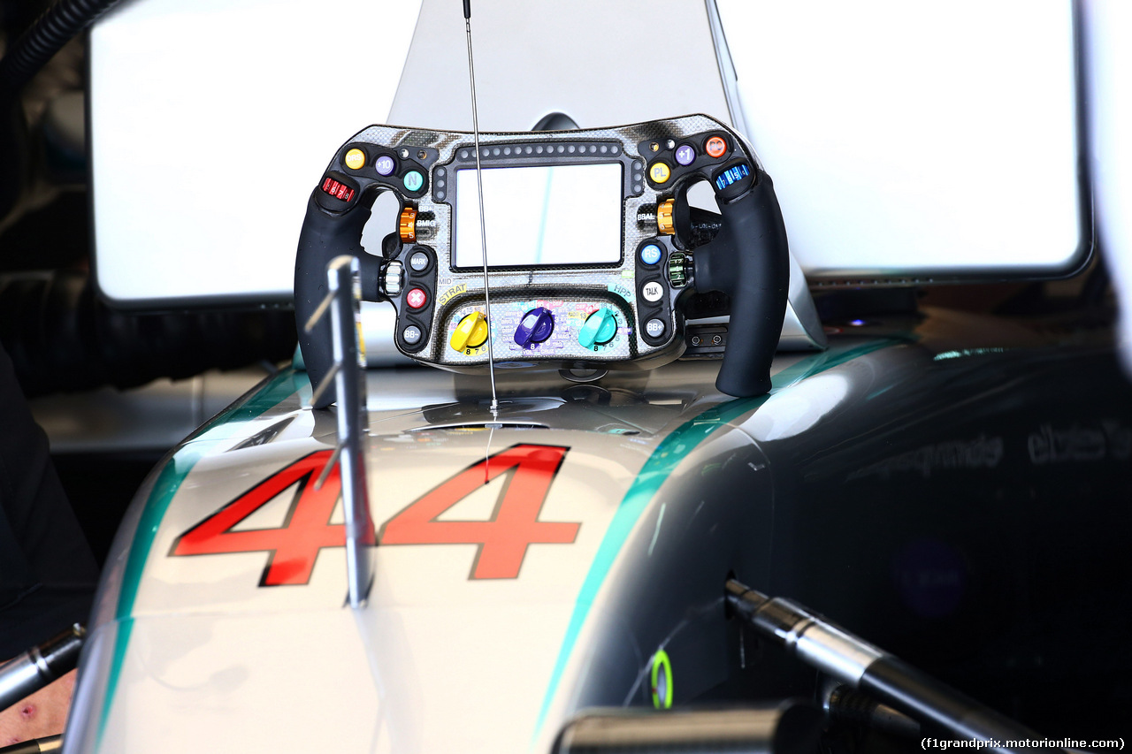GP MALESIA, 01.10.2016 - Prove Libere 3, The steering wheel of Lewis Hamilton (GBR) Mercedes AMG F1 W07 Hybrid