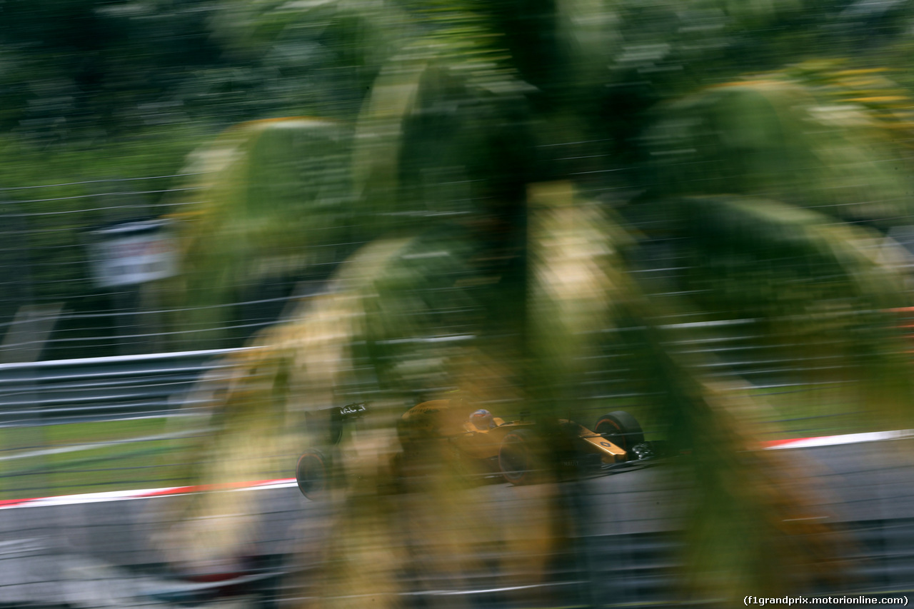 GP MALESIA, 01.10.2016 - Prove Libere 3, Jolyon Palmer (GBR) Renault Sport F1 Team RS16