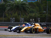 GP MALESIA, 01.10.2016 - Qualifiche, Felipe Nasr (BRA) Sauber C34 e Kevin Magnussen (DEN) Renault Sport F1 Team RS16