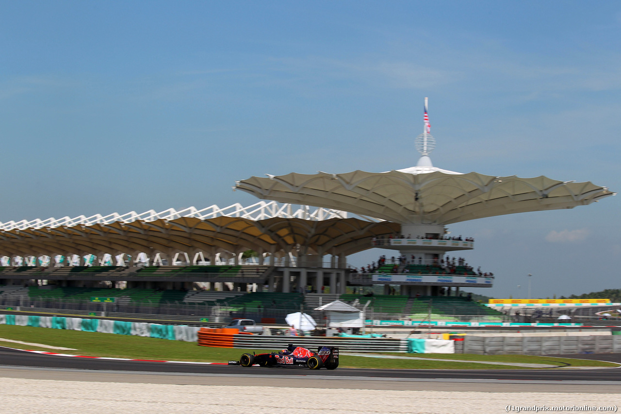 GP MALESIA, 30.09.2016 - Prove Libere 1, Daniil Kvyat (RUS) Scuderia Toro Rosso STR11