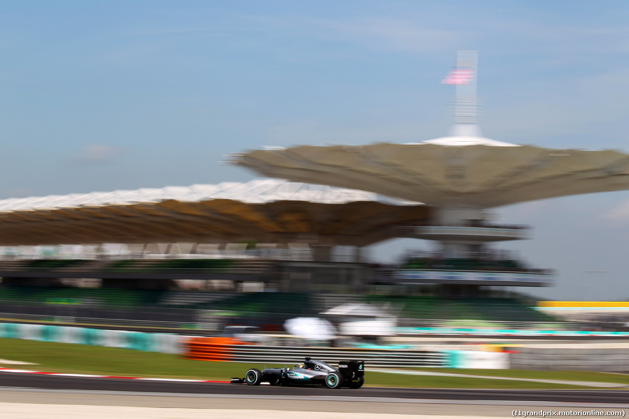 GP MALESIA, 30.09.2016 - Prove Libere 1, Lewis Hamilton (GBR) Mercedes AMG F1 W07 Hybrid