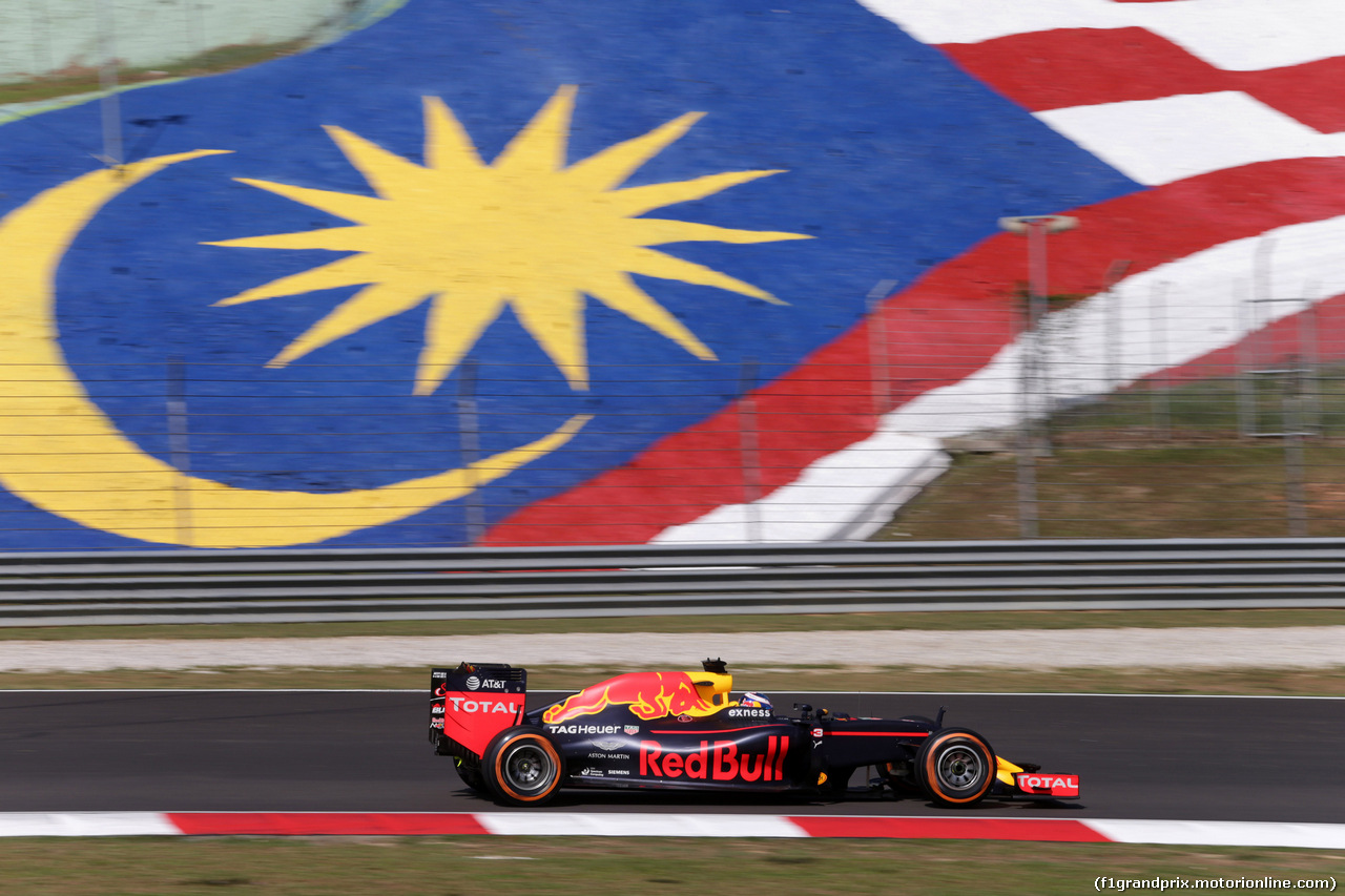 GP MALESIA, 30.09.2016 - Prove Libere 1, Daniel Ricciardo (AUS) Red Bull Racing RB12