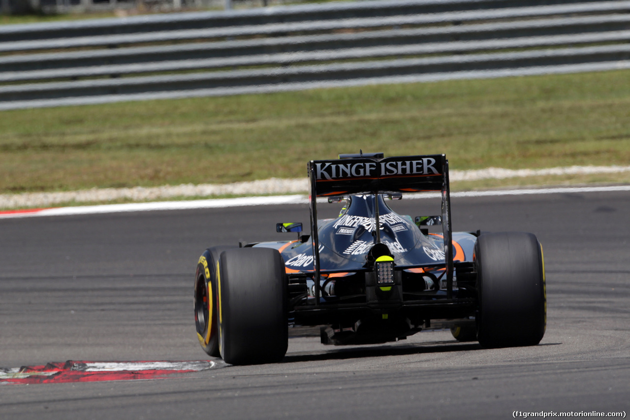 GP MALESIA, 30.09.2016 - Prove Libere 2, Sergio Perez (MEX) Sahara Force India F1 VJM09