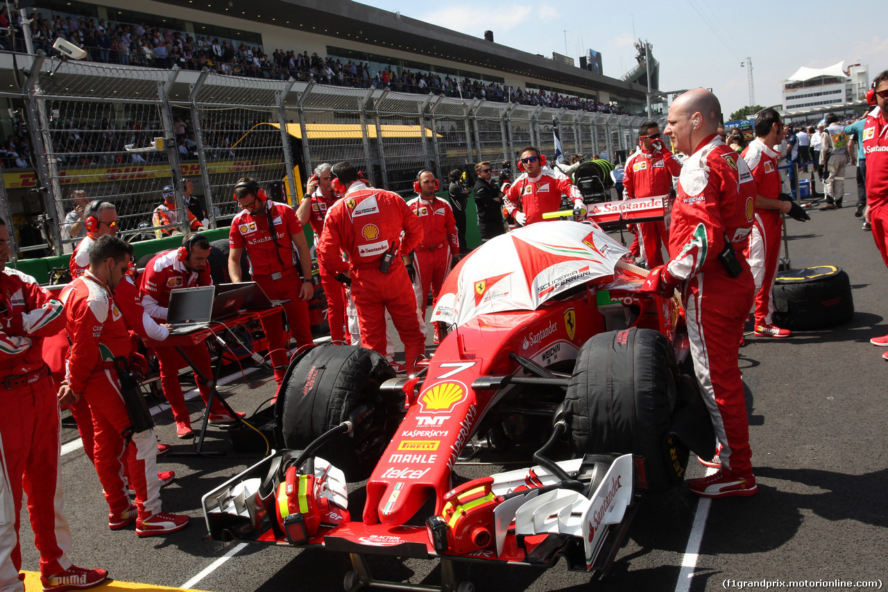 GP MESSICO, 30.10.2016 - Gara, Kimi Raikkonen (FIN) Ferrari SF16-H