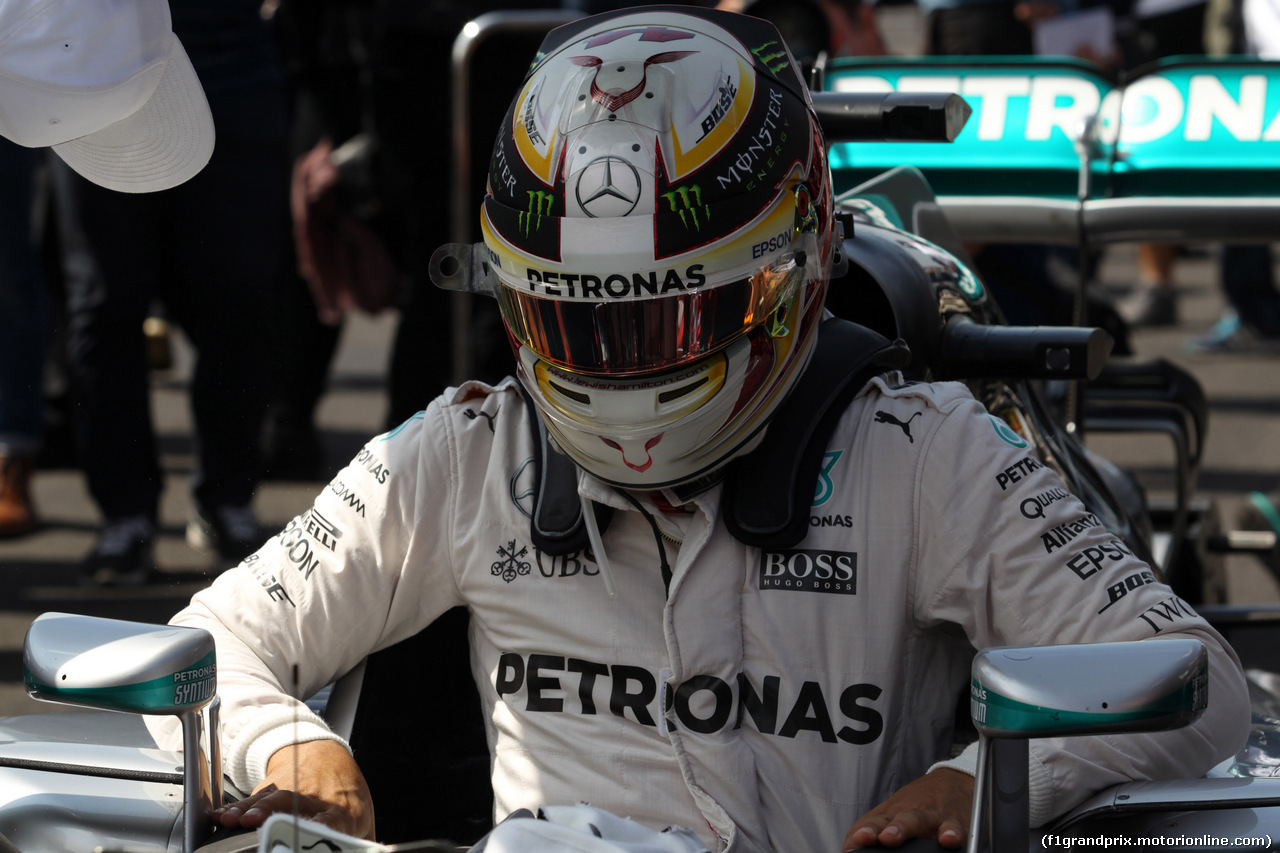 GP MESSICO, 30.10.2016 - Gara, Lewis Hamilton (GBR) Mercedes AMG F1 W07 Hybrid