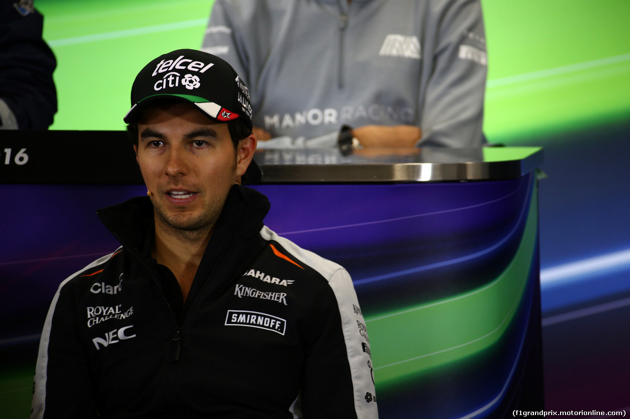 GP MESSICO, 27.10.2016 - Sergio Perez (MEX) Sahara Force India F1 VJM09