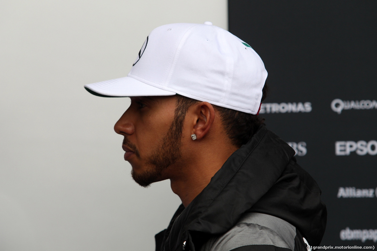 GP MESSICO, 27.10.2016 - Lewis Hamilton (GBR) Mercedes AMG F1 W07 Hybrid