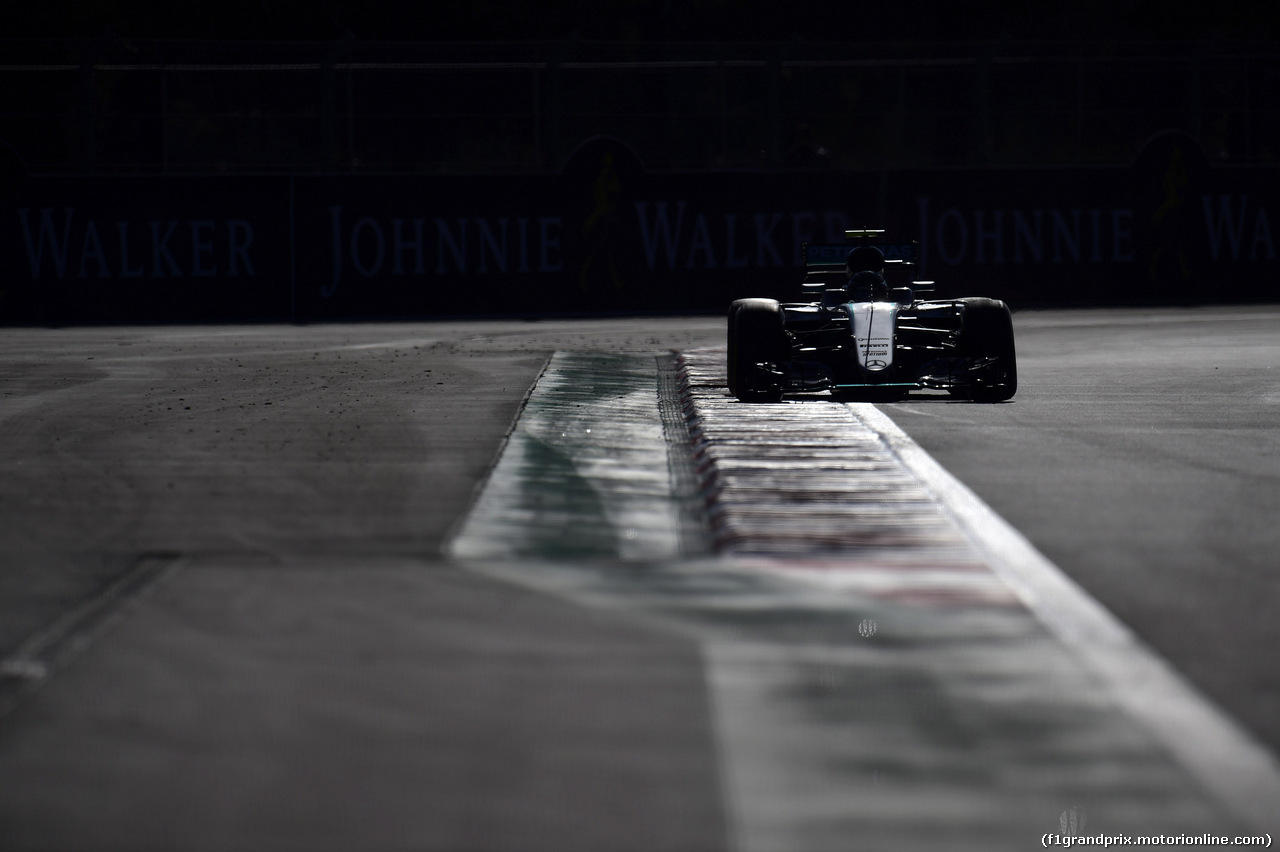 GP MESSICO, 29.10.2016 - Prove Libere 3, Nico Rosberg (GER) Mercedes AMG F1 W07 Hybrid