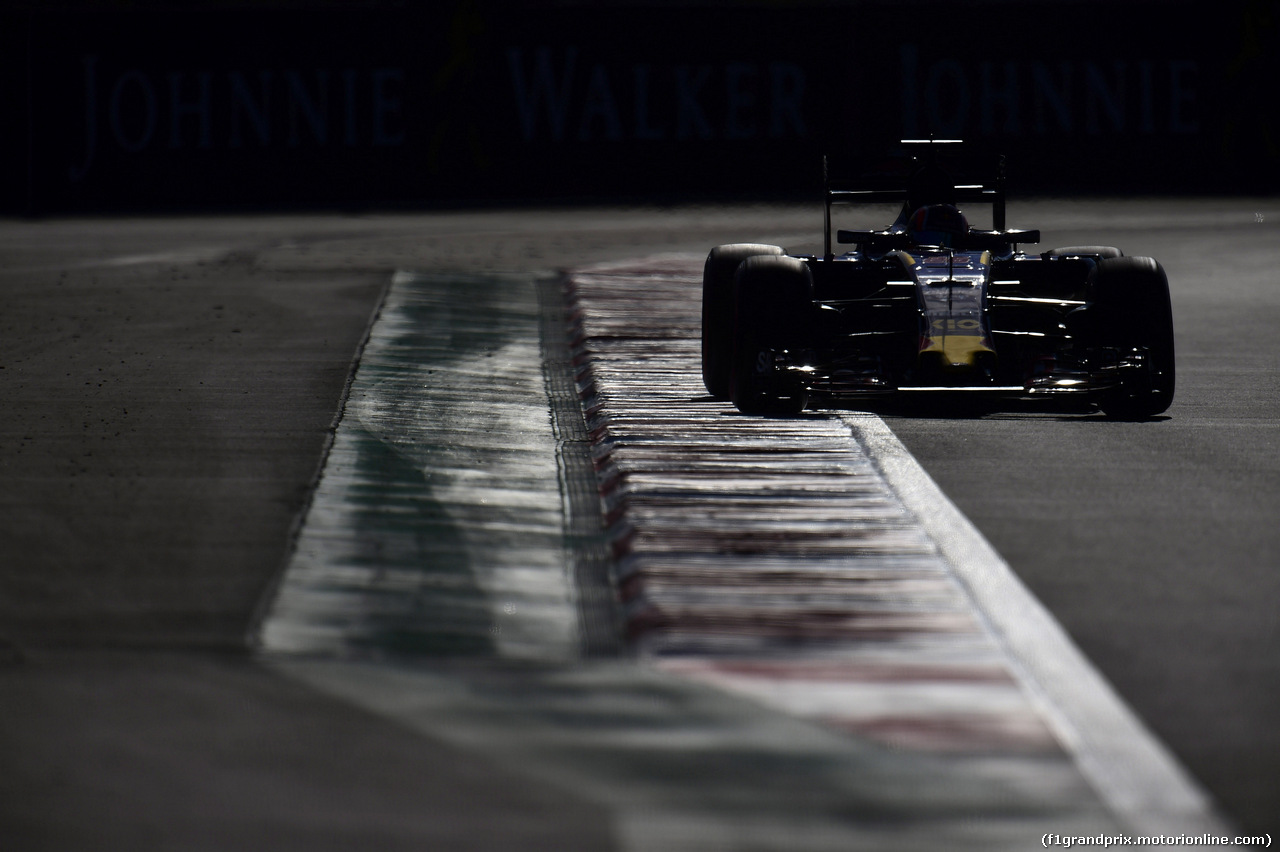 GP MESSICO, 29.10.2016 - Prove Libere 3, Daniil Kvyat (RUS) Scuderia Toro Rosso STR11