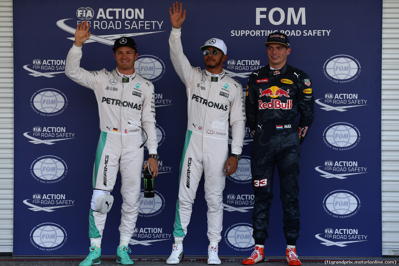 GP MESSICO, 29.10.2016 - Qualifiche, secondo Nico Rosberg (GER) Mercedes AMG F1 W07 Hybrid, Lewis Hamilton (GBR) Mercedes AMG F1 W07 Hybrid pole position e terzo Max Verstappen (NED) Red Bull Racing RB12
