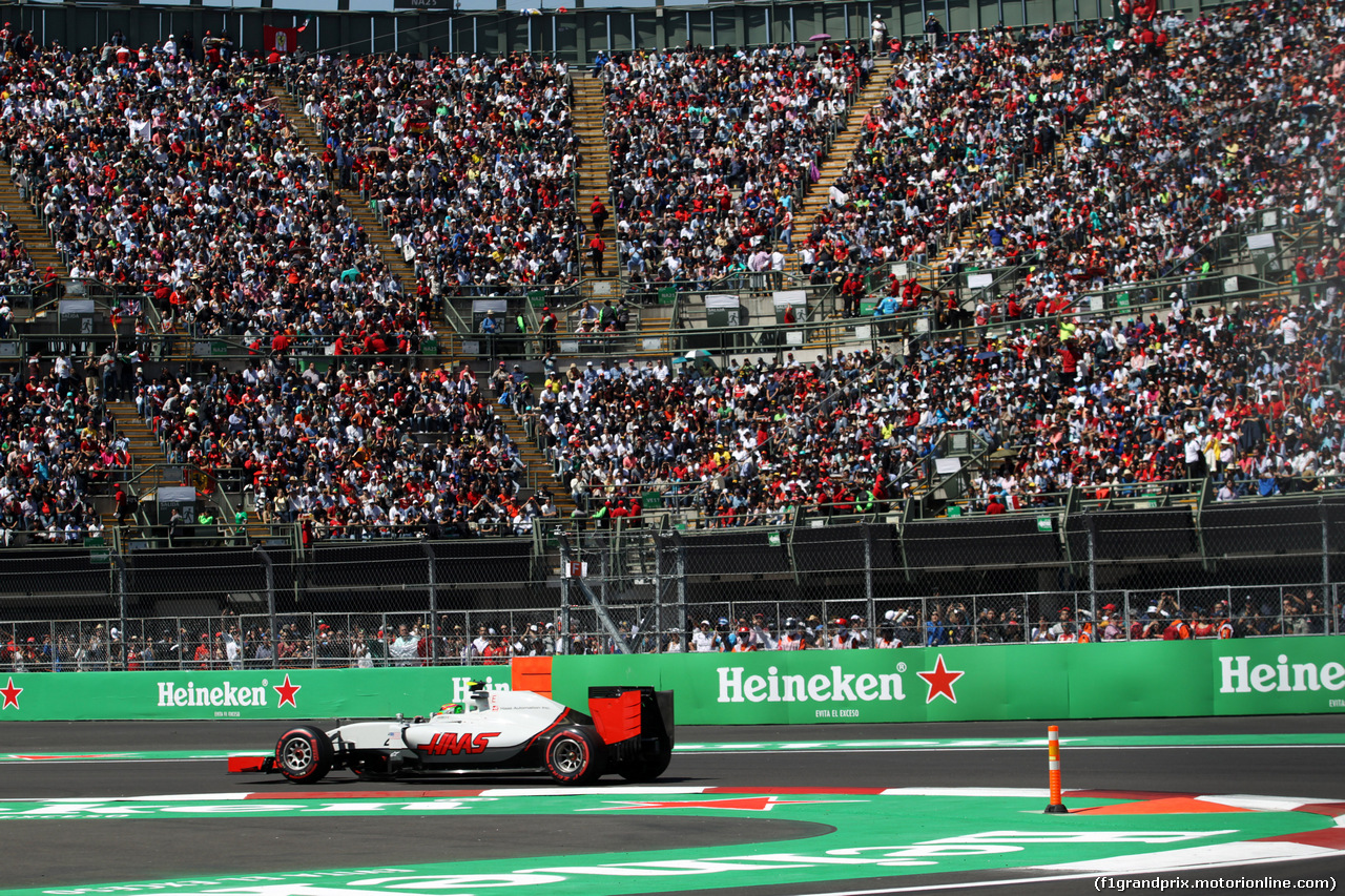 GP MESSICO, 29.10.2016 - Qualifiche, Esteban Gutierrez (MEX) Haas F1 Team VF-16