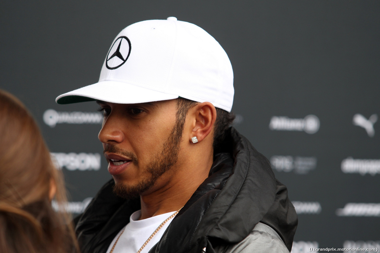 GP MESSICO, 27.10.2016 - Lewis Hamilton (GBR) Mercedes AMG F1 W07 Hybrid