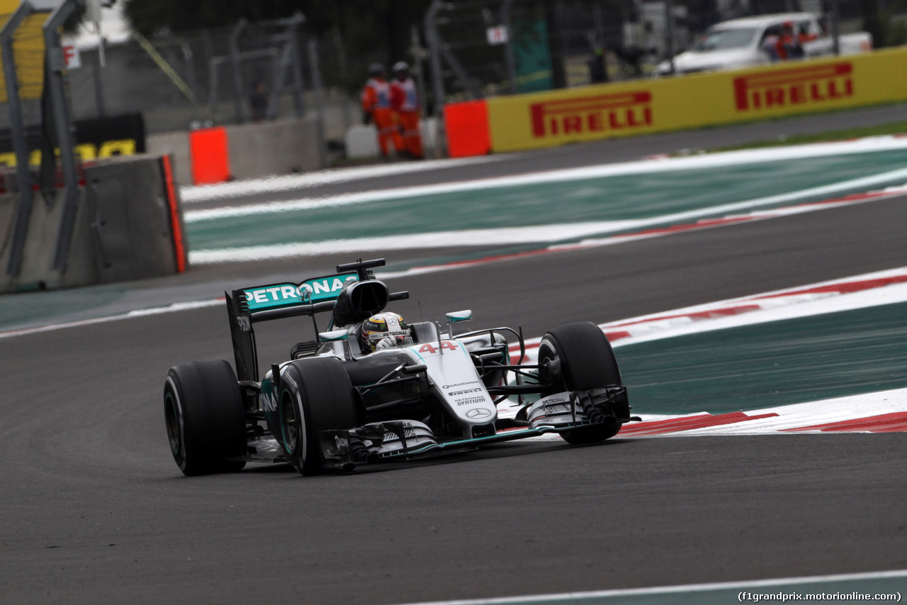 GP MESSICO, 28.10.2016 - Prove Libere 1, Lewis Hamilton (GBR) Mercedes AMG F1 W07 Hybrid